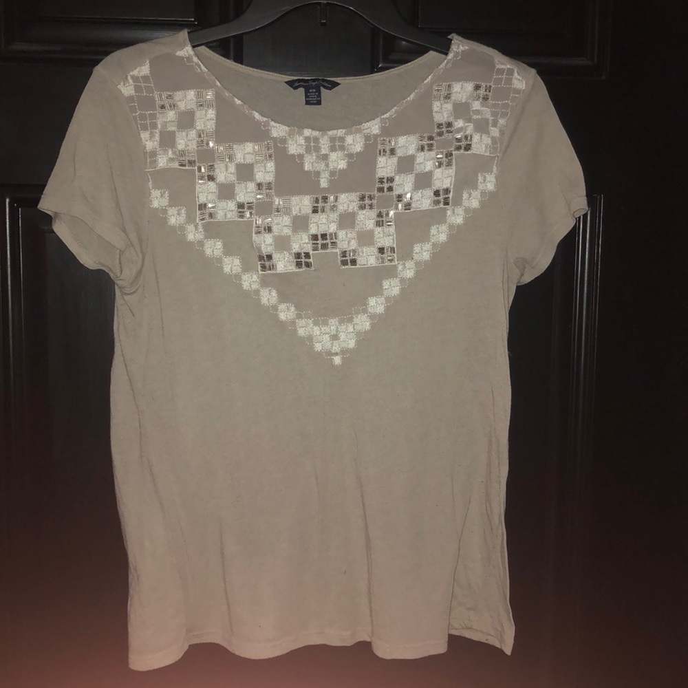 🌺🌺🌺American Eagle T shirt